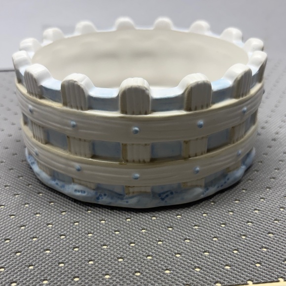 Vintage Yankee Candle Ceramic  Holder White Fence Farmhouse Decor - Picture 2 of 7